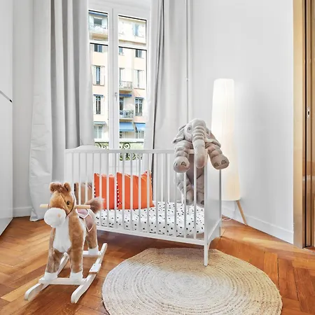 Renting - Joffre - Luxurious Haussmannian 180m2 4 Bedrooms Nice