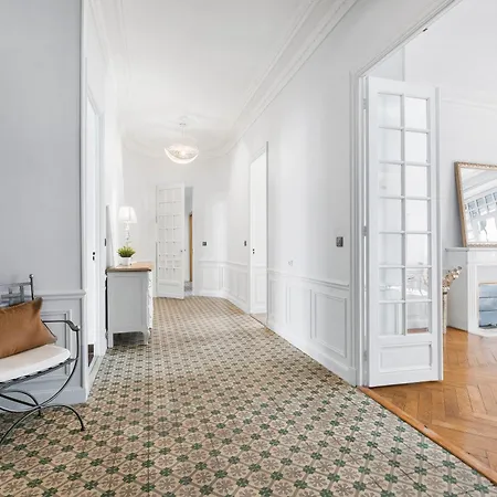 Renting - Joffre - Luxurious Haussmannian 180m2 4 Bedrooms Nice