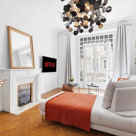 Lejlighed Renting - Joffre - Luxurious Haussmannian 180m2 4 Bedrooms Nice